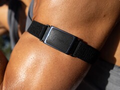 Le brassard Helio d'Amazfit (photo) a été lancé aux États-Unis et au Royaume-Uni. (Source : Amazfit)