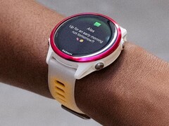 Les dernières smartwatches Forerunner de Garmin (Forerunner 570 en photo) reçoivent la version 15.52 du logiciel. (Source : Garmin)