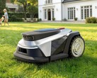 Le robot tondeuse Litheli Skope 800 AI-Vision n'exige pas des propriétaires qu'ils installent des câbles de délimitation avant de tondre la pelouse de manière autonome. (Source de l'image : Litheli)