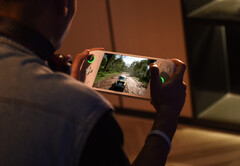 L'AOKZOE devrait être disponible en deux couleurs. (Source de l'image : AOKZOE)