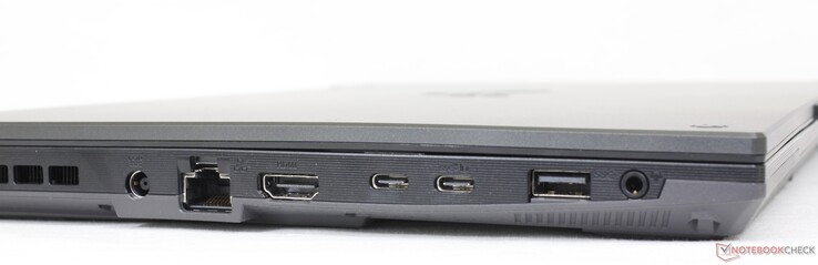 À gauche : adaptateur secteur, RJ-45, HDMI 2.0b, 1x USB-C avec Thunderbolt 4 + DisplayPort 1.4, 1x USB-C avec DisplayPort 1.4, USB-A 3.2 Gen. 1