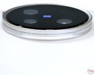 L'appareil photo Zeiss du successeur du Vivo X200 Ultra en 2026 sera le premier et le seul à disposer d'un double assemblage de 200 mégapixels. (Source de l'image : Notebookcheck)