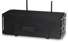 Quiet PC place les composants de l&#039;Intel NUC 14 Pro+ dans le boîtier Akasa Turing RC Pro. (Source de l&#039;image : Quiet PC)