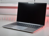 Le HP EliteBook 8 G1a 14 (source de l'image : Benjamin Herzig/Notebookcheck)