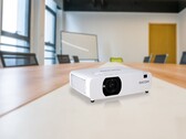 Le projecteur PFU America WUL5A50 offre une luminosité de 5 200 lumens. (Source de l'image : PFU America)