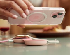 Le chargeur Twelve South ButterFly SE 2-en-1 Qi2 est une nouvelle solution de recharge pour les iPhones et autres. (Source de l&#039;image : Twelve South)