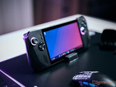 Test de l'Asus ROG Ally X : la meilleure console grâce à une RAM plus rapide et une énorme batterie de 80 Wh