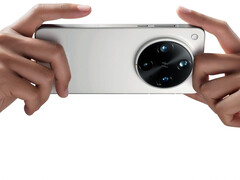 Le nouveau Find X8 Ultra est doté d'un système de caméra penta Night God. (Source de l'image : Oppo)