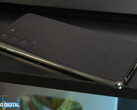 La face arrière du Galaxy S21 FE est déjà disponible à la vente. (Image source : Concept Creator & LetsGoDigital)