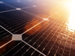 La lumière visible n'est pas la seule à pouvoir être convertie en électricité. (pixabay/Bru-nO)