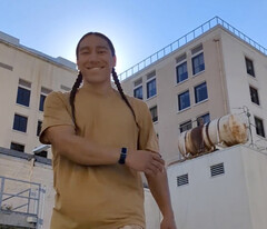 Fitbit a commencé à dévoiler un nouveau tracker de fitness, qui pourrait être le successeur du Charge 5. (Source de l'image : Fitbit)