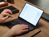 L'ONEMIX 4S pourrait n'être qu'une mise à niveau Intel Alder Lake du One Mix 4 de l'année dernière. (Image source : One-netbook)