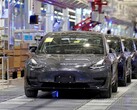 Les livraisons de Tesla Model 3 et Model Y risquent d'être encore retardées. (Image Source : Reuters via Hindustan Times)