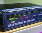 Le Linamp est une ode IRL au logiciel de lecture musicale le plus populaire de tous les temps (Image source : Rodmg via Hackaday)