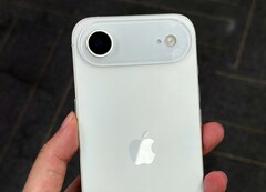 L&#039;iPhone 17 Air Apple pourrait avoir l&#039;une des plus petites batteries des smartphones modernes (Source de l&#039;image : @MajinBuOfficial)