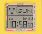 La Casio Baby-G BGD-10KPM-7 est dotée d’un cadran numérique presque carré qui affiche une quantité appréciable d’informations.