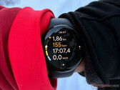 La Pixel Watch 2 est l'une des rares smartwatches fonctionnant avec le système d'exploitation vanille Wear OS 4. (Source de l'image : Notebookcheck)