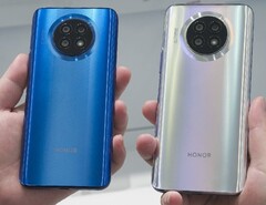 Honor proposera le X20 5G en trois couleurs, dont les deux présentées ici. (Image source : RODENT950)