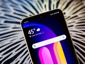 LG est en train de tester Android 11 sur le V60 ThinQ. (Source de l'image : CNET)