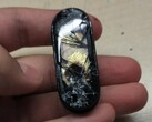 Le Mi Band 5 a apparemment explosé alors qu'il était chargé. (Source de l'image : Michele Costa)