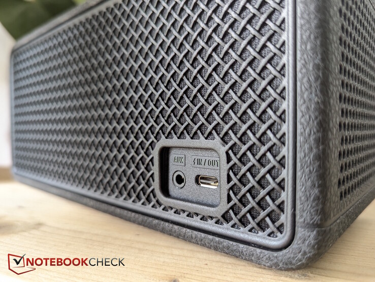 3.prise de 5 mm et port USB pour la recharge et la recharge inversée