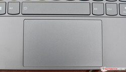 La grand clickpad de verre du S940 est très bon.