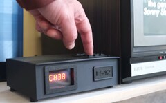 FieldStation42 dans une boîte de câble imprimée en 3D (Image Source : wrongdog reckons on YouTube)