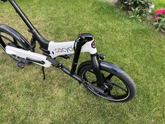 Plier le Gocycle G4...