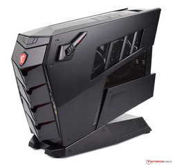 En test : le MSI Aegis 3 8RD desktop PC. Modèle de test aimablement fourni par MSI Allemagne.