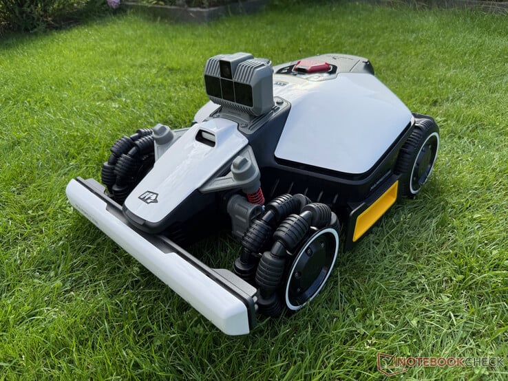Mammotion Luba Mini AWD LiDAR 1500 à l'essai