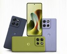 Le smartphone Moto G86 Power est disponible dans les coloris Pantone Spellbound, Pantone Golden Cypress et Pantone Cosmic Sky (Image source : Motorola)