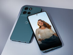 Le Moto G Play 2026 coûte 169 dollars. Photo : une photo promotionnelle du téléphone. (Source de l'image : Motorola)