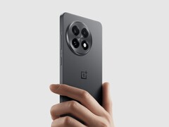 Le OnePlus 13R vendu au Royaume-Uni et dans l'Union européenne sera livré dans une boîte plus petite. (Source de l'image : OnePlus)