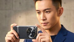 Selon une fuite fiable, des rendus partiellement générés par l'IA révèleraient le design final de l'Oppo Find X9 Ultra. (Source de l'image : Smartprix)