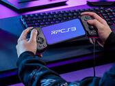Il est encore très tôt pour que RPCS3 pour Android fournisse une expérience d'émulation PS3 correcte (Image source : RPCS3 and Asus - edited)