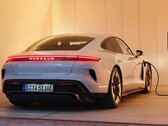 Porsche abandonne l'idée d'inclure de faux leviers de vitesse dans ses offres de véhicules électriques. (Source de l'image : Porsche)