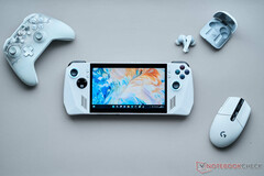 Le ROG Ally est disponible pour 100 dollars de moins avec l'APU AMD Ryzen Z1. (Source de l'image : Notebookcheck)