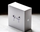 Apple Les AirPods pourront bientôt contrôler l'appareil photo de l'iPhone et mettre la musique en pause lorsque les utilisateurs s'endorment. (Source de l'image : Vasil Korzh)