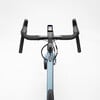 Le vélo électrique Van Rysel E-GRVL AF HD Mahle X35 a un affichage différent. (Source de l'image : Decathlon)