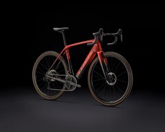 Le Trek Domane+ SL est doté d’un cadre en carbone