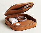 Hermès propose désormais un chargeur MagSafe onéreux avec un étui en cuir.