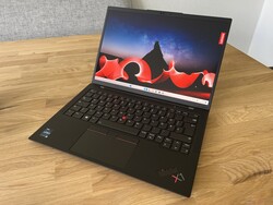 Critique du Lenovo ThinkPad X1 Carbon G11. L'appareil de test a été fourni par :