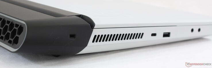Côté gauche : verrou de sécurité Noble, Thunderbolt 3 (40 Gbit/s), USB A 3.0 avec PowerShare, micro 3,5 mm, écouteurs 3,5 mm.