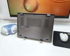 Le Prestige 13 AI+ équipé d'un processeur Core Ultra a du mal à rivaliser avec le ZenBook A14 doté d'une puce Snapdragon.