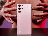 Le RedMagic 10 Pro en rose Mora. (Source de l'image : RedMagic)