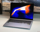 Le Galaxy Book6 Ultra sera le prochain ordinateur portable de Samsung doté d'un dGPU, comme le Galaxy Book4 Ultra illustré ici (source d'image : Notebookcheck)
