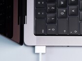 WhatCable fournit des informations sur les câbles MagSafe et USB-C.