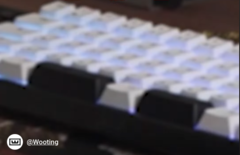 Wooting : clavier à barre d&#039;espacement divisé de YouTube court
