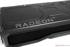 AMD a commercialisé les premiers GPU de bureau RDNA 3 en décembre 2022. (Source : Notebookcheck)