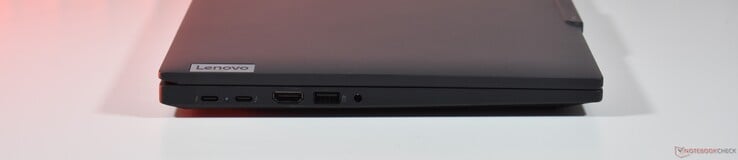 gauche : 2x Thunderbolt 4, HDMI, USB A 3.2 Gen 1, 3.5mm Audio
